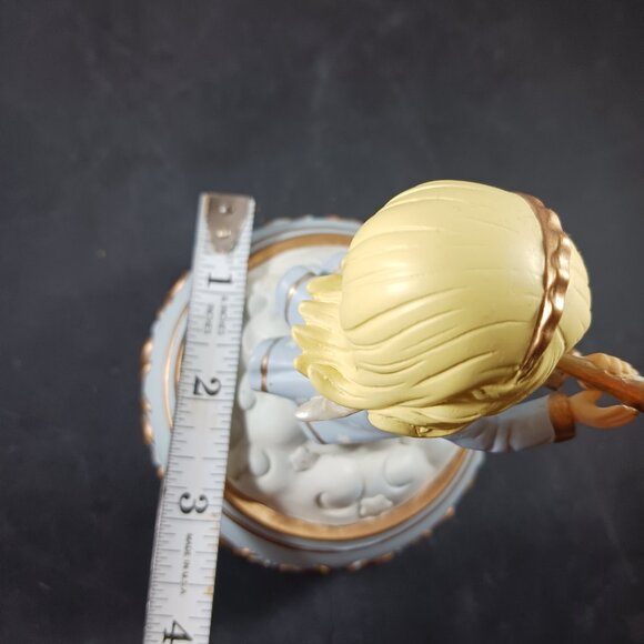 Precious Moments "Share The Gift of Love" Musical Figurine Trumpeting Angel 2009 - Picture 8 of 8